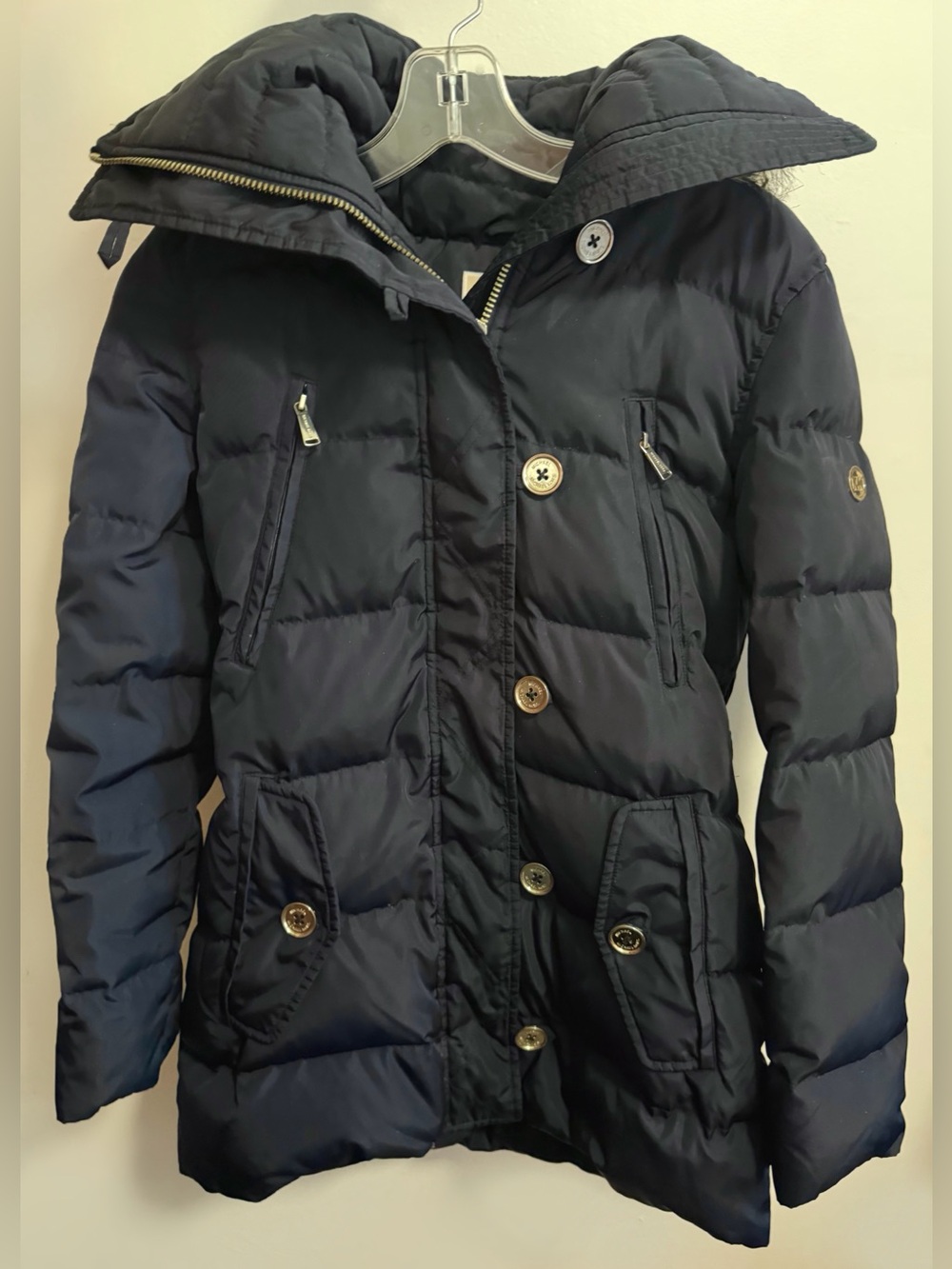 Women’s Michael Kors Navy Puffer Coat w/ Fur Hood - Picture 3 of 8